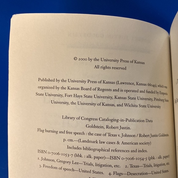 Flag Burning & Free Speech by Robert Justin Goldstein (paperback) - Picture 2 of 6